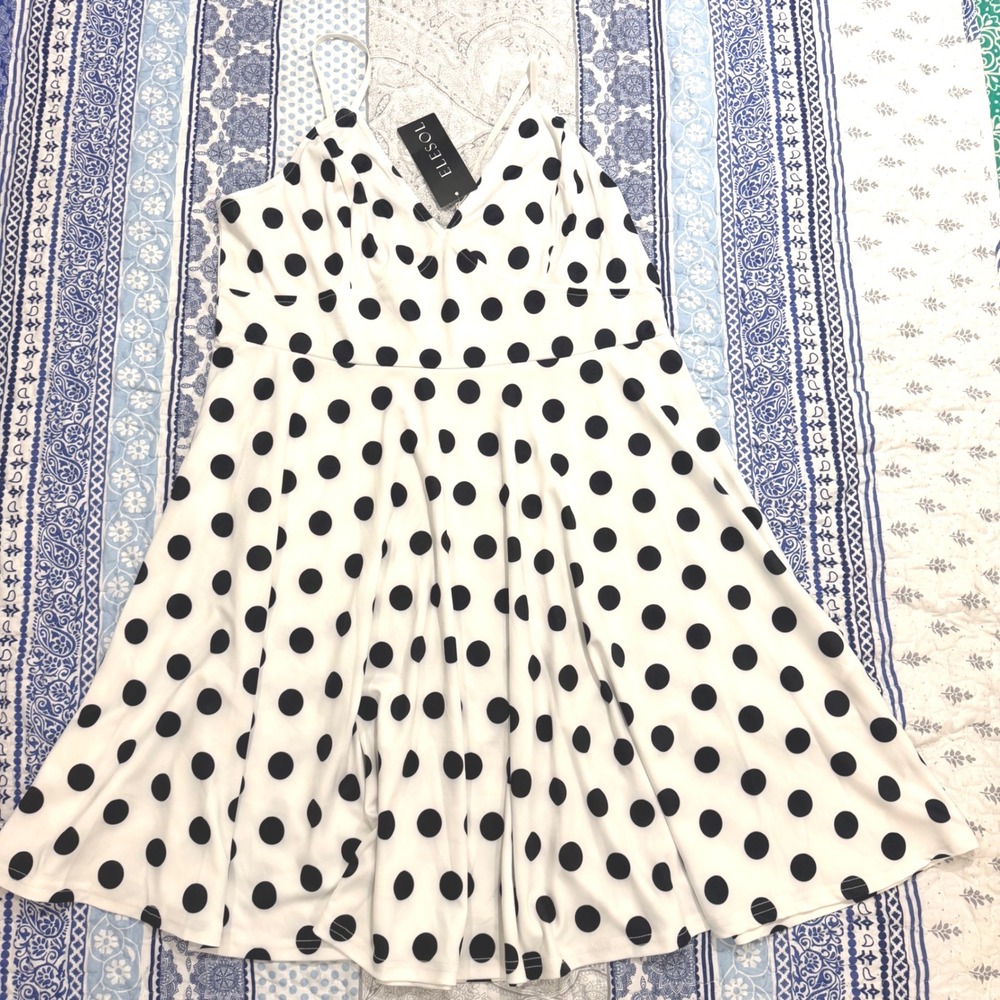 Elesol Women XXL PolkaDot V-Neck Spaghetti Strap Fit Flare Dress NWT White Black